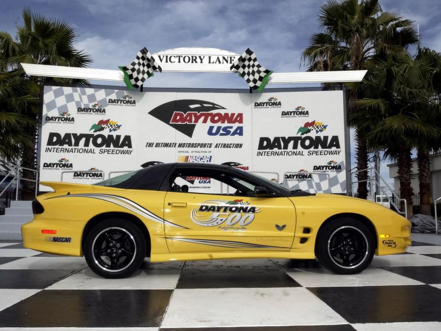  Pontiac Firebird Collector Edition Daytona 500 Pace Car 2002 года  (фото 1 из 1)